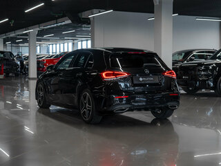 2021 Mercedes-Benz A-Класс 200 IV (W177), чёрный, 2770000 рублей, вид 4