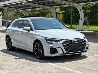 2023 Audi A3 Sportback 35 TFSI IV (8Y), белый, 1470000 рублей, вид 2