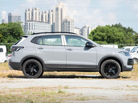 2026 Volkswagen Tharu XR, серый, 2090000 рублей, вид 5