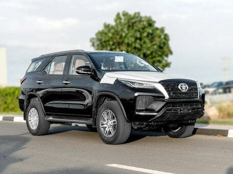 2025 Toyota Fortuner II Рестайлинг, чёрный, 5130000 рублей, вид 1