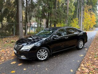 2014 Toyota Camry VII (XV50), чёрный, 1750000 рублей, вид 2
