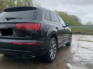 2018 Audi Q7 II (4M), чёрный, 3390000 рублей, вид 3