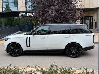 2022 Land Rover Range Rover P530 MHEV Long V, белый, 18500000 рублей, вид 2
