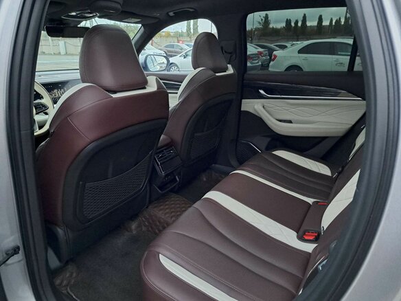 2021 Geely Monjaro (Xingyue L) I, серый, 2755000 рублей - вид 11