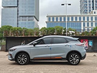 2022 Geely Emgrand S, серый, 925000 рублей, вид 3