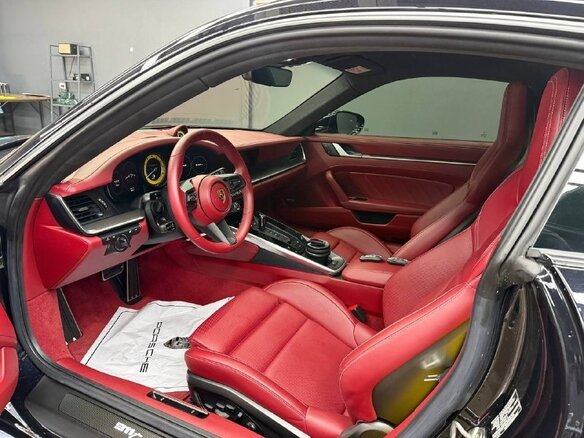 2023 Porsche 911 Turbo S VIII (992), чёрный, 27000000 рублей - вид 15