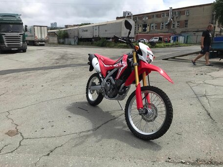 2017 Honda CRF 250L, красный, 445000 рублей, вид 3