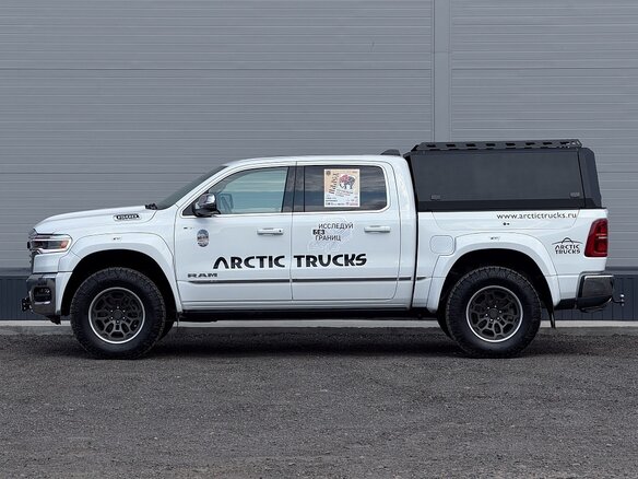2024 Ram 1500 Crew Cab V Рестайлинг, белый, 14500000 рублей - вид 7