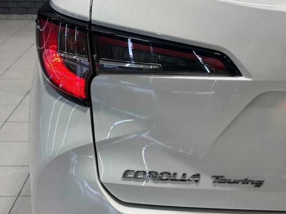 2019 Toyota Corolla XII (E210), белый, 1707000 рублей - вид 7