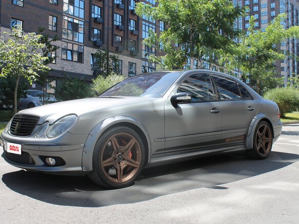 2003 Mercedes-Benz E-Класс AMG 55 AMG III (W211, S211), серебристый, 2100000 рублей