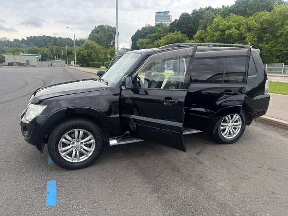 2012 Mitsubishi Pajero IV Рестайлинг 1, чёрный, 2790000 рублей - вид 11