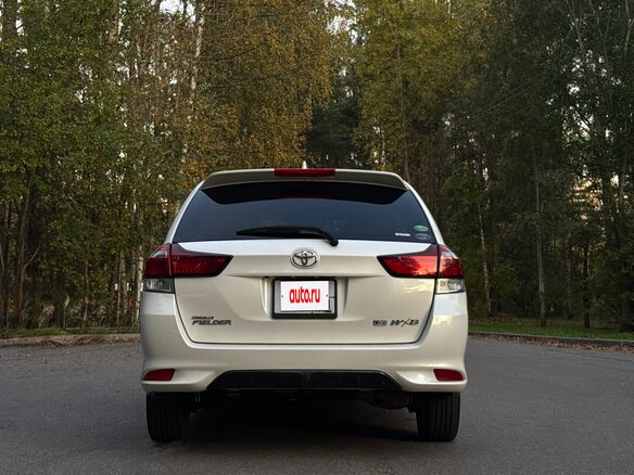2016 Toyota Corolla Fielder XI (E160, E170, E180) Рестайлинг 1, белый, 1550000 рублей - вид 11