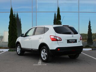 2010 Nissan Qashqai I Рестайлинг, белый, 950000 рублей, вид 4