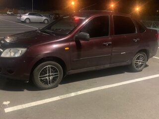 2013 Lada (ВАЗ) Granta I, красный, 250000 рублей, вид 2