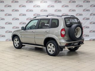 2012 Chevrolet Niva I Рестайлинг, коричневый, 399000 рублей, вид 4