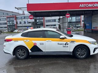 2019 Kia Optima IV Рестайлинг, белый, 850000 рублей, вид 3