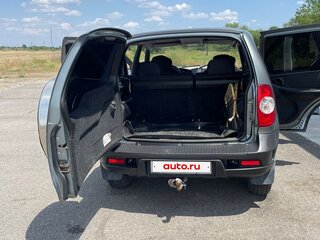 2011 Chevrolet Niva I Рестайлинг, серый, 650000 рублей, вид 5