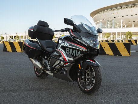 2021 BMW K 1600 GTL, чёрный, 2390000 рублей, вид 4