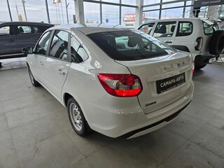 2026 Lada (ВАЗ) Granta I Рестайлинг, белый, 1098000 рублей, вид 2