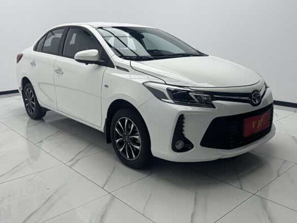2022 Toyota Vios III, белый - вид 2