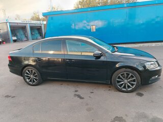 2011 Volkswagen Passat B7, чёрный, 950000 рублей, вид 4