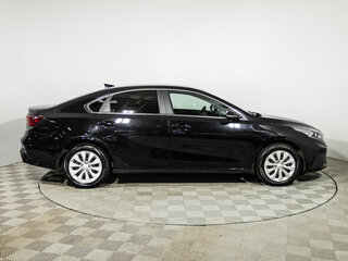 2021 Kia Cerato IV Рестайлинг, чёрный, 2269700 рублей, вид 4