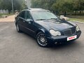 2002 Mercedes-Benz C-Класс 180 II (W203), чёрный - вид 1