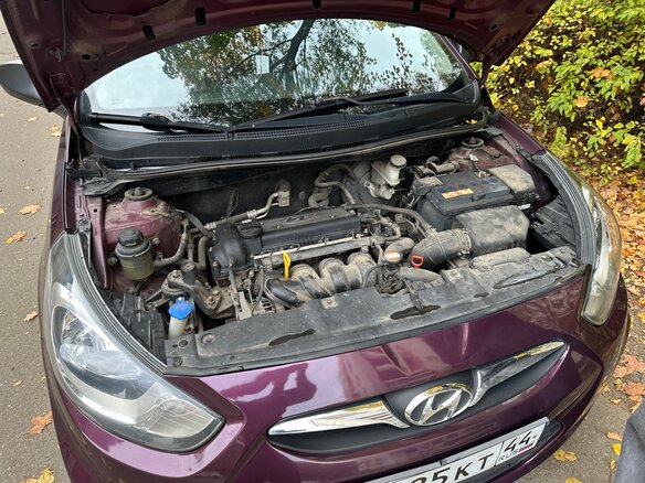 2011 Hyundai Solaris I, фиолетовый, 680000 рублей - вид 12