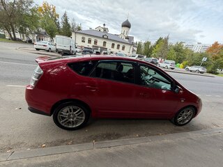 2005 Toyota Prius II Рестайлинг (XW20), красный, 650000 рублей, вид 3