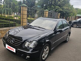 2001 Mercedes-Benz C-Класс 200 II (W203), чёрный, 620000 рублей, вид 1