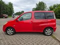 2000 Toyota FunCargo, красный, 250000 рублей - вид 3