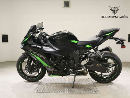 2026 Kawasaki ZX-6R Ninja, чёрный, 1499000 рублей, вид 2