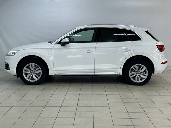 2019 Audi Q5 45 TFSI II (FY), белый, 2589000 рублей - вид 10