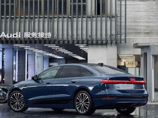 2026 Audi A6L e-tron, синий, 5650000 рублей, вид 4