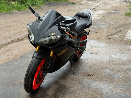 2007 Yamaha YZF-R1, чёрный, 725000 рублей, вид 5