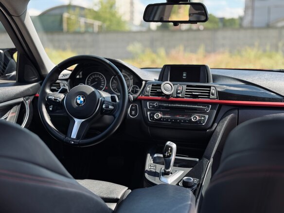 2012 BMW 3 серии 320d VI (F3x), красный, 1800000 рублей - вид 26