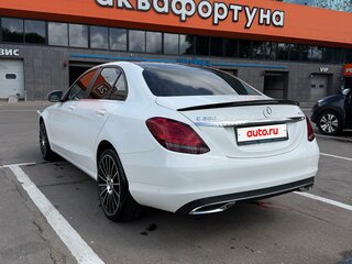 2019 Mercedes-Benz C-Класс 200 IV (W205) Рестайлинг, белый, 3200000 рублей, вид 4