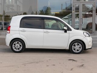 2015 Toyota Porte II, белый, 850000 рублей, вид 4