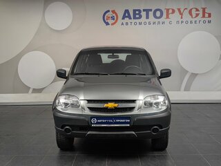 2018 Chevrolet Niva I Рестайлинг, серый, 717000 рублей, вид 3
