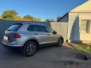 2018 Volkswagen Tiguan II, бежевый, 2699000 рублей, вид 4