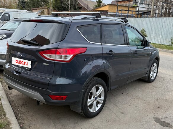 2014 Ford Kuga II, серый, 1350000 рублей - вид 3