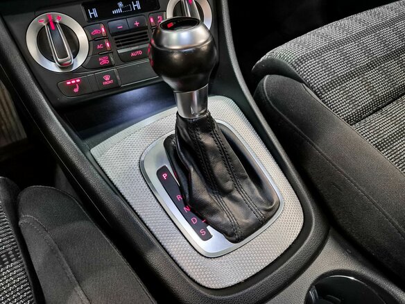 2012 Audi Q3 I (8U), белый - вид 11
