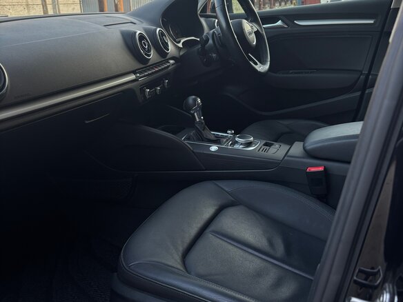 2014 Audi A3 III (8V), чёрный, 1350000 рублей - вид 19
