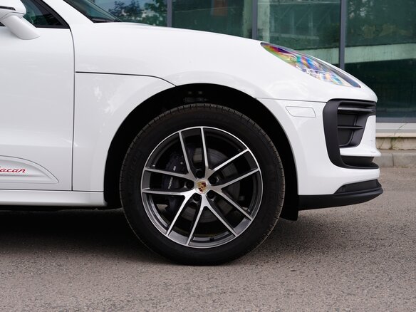 2024 Porsche Macan I Рестайлинг 2, белый, 8990000 рублей - вид 6
