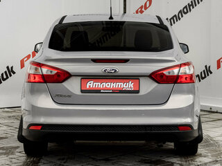 2011 Ford Focus III, серый, 660000 рублей, вид 4
