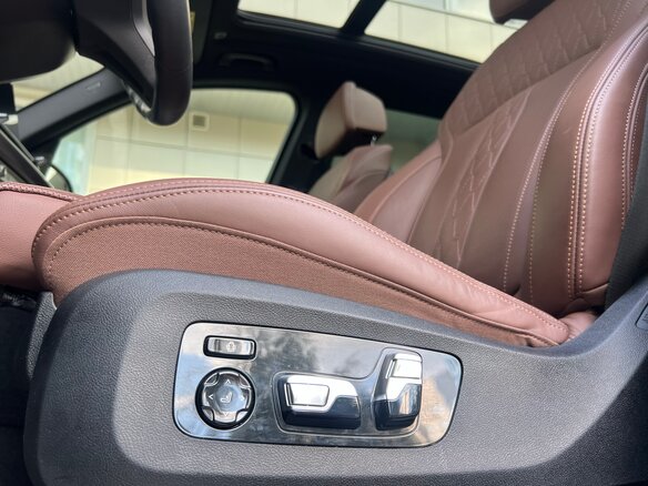 2023 BMW X5 45e IV (G05/G18), чёрный, 11790000 рублей - вид 16
