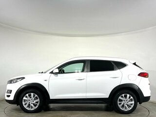 2018 Hyundai Tucson III Рестайлинг, белый, 2300000 рублей, вид 2