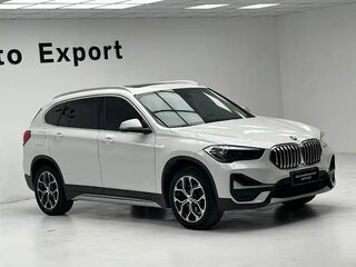 2022 BMW X1 Long 20Li sDrive II (F48) Рестайлинг, белый, 1850000 рублей, вид 3