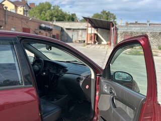 2004 Ford Focus I Рестайлинг, пурпурный, 265000 рублей, вид 5