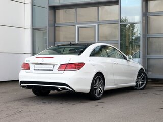 2015 Mercedes-Benz E-Класс 200 IV (W212, S212, C207) Рестайлинг, белый, 2200000 рублей, вид 4